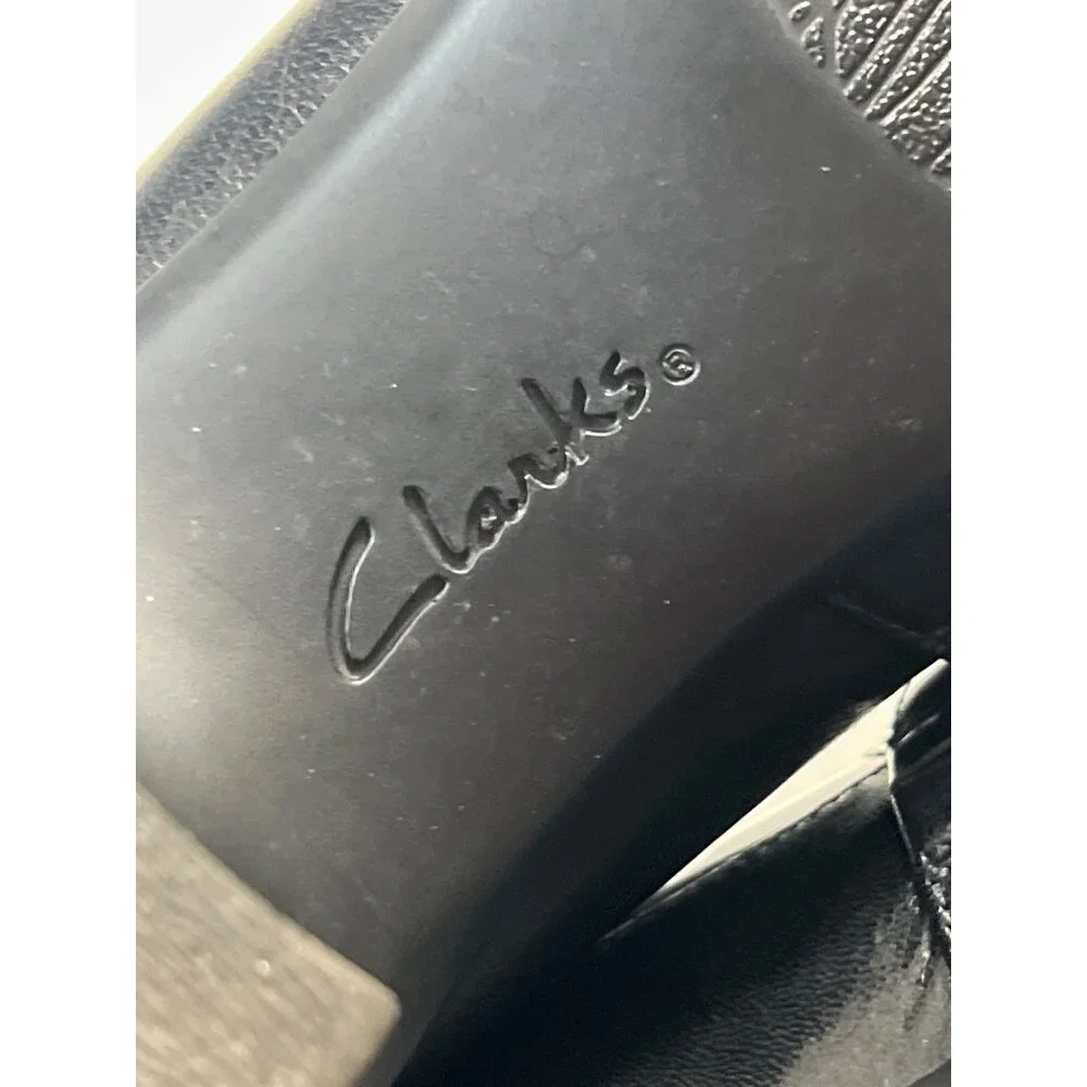 Clarks Womens Black Leather Heels 2.5 Inch Size 8.5 - Picture 7 of 10